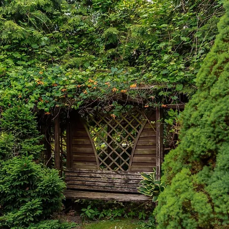 Krokusowa 8 Villa *
